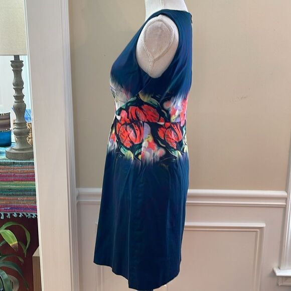 Elie Tahari Sleeveless Dress - Picture 5 of 9